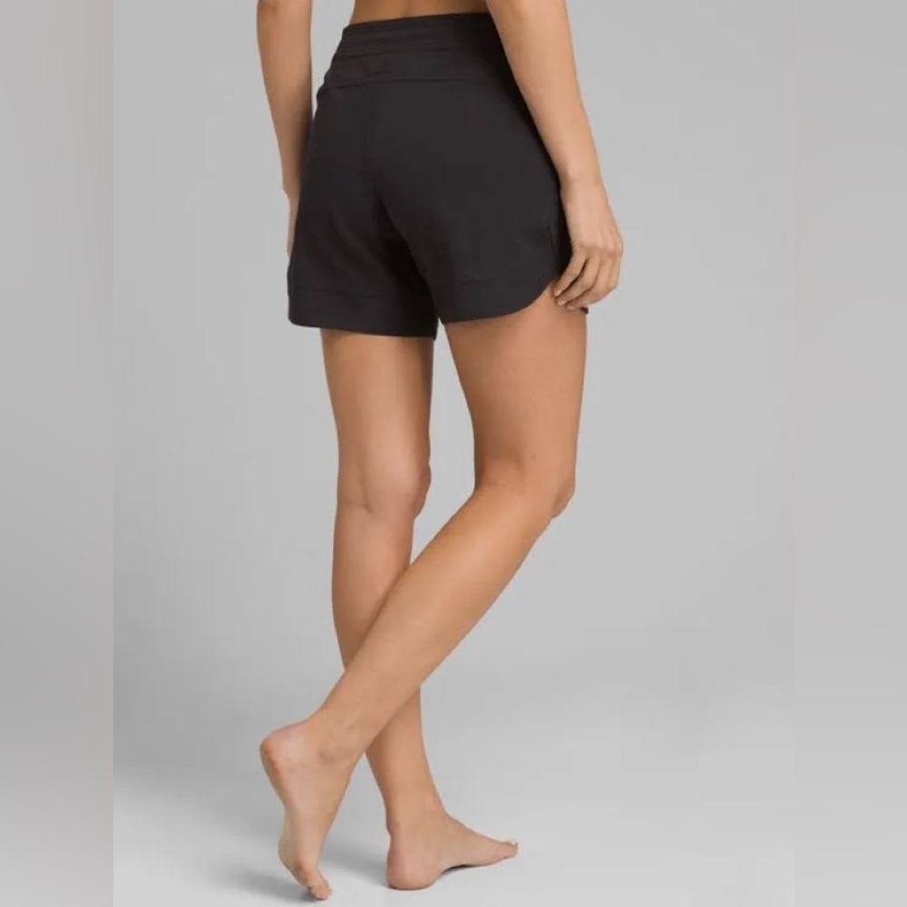 PRANA Ebelie Board Shorts in Black - Women’s Size S - Picture 7 of 9